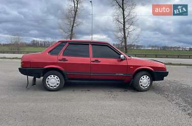 Седан ВАЗ / Lada 21099 1995 в Ромнах