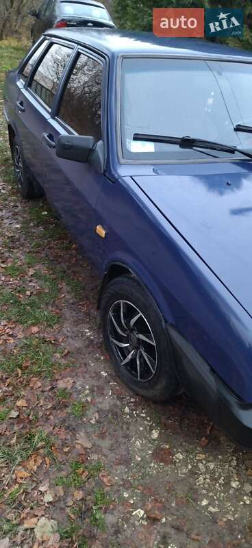 Седан ВАЗ / Lada 21099 1999 в Тлумаче