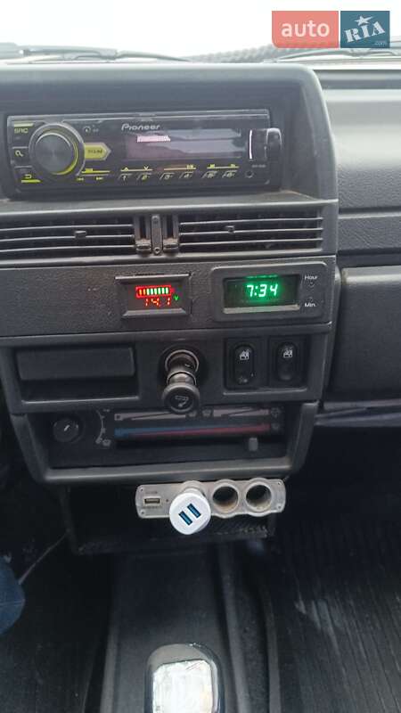 Седан ВАЗ / Lada 21099 2004 в Яготине