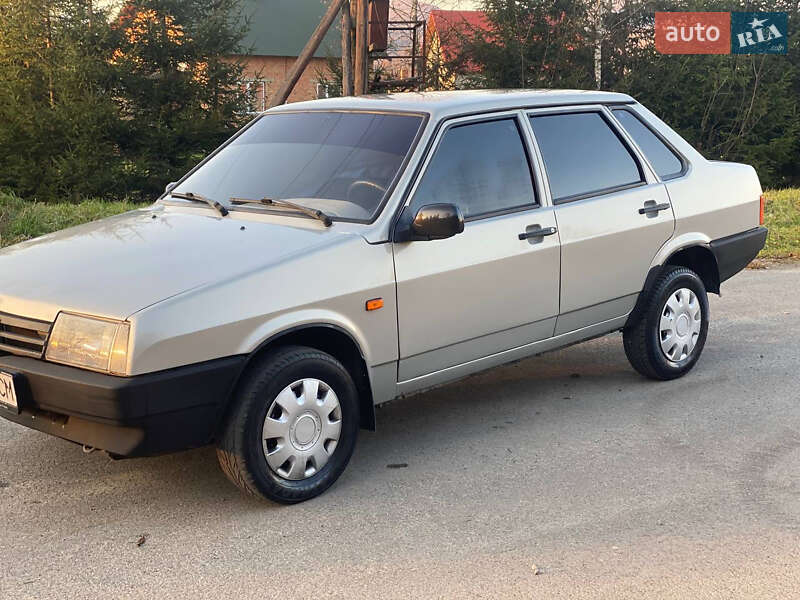 Седан ВАЗ / Lada 21099 2008 в Верхньому Синьовидному фото Седан ВАЗ / Lada 21099 2008 в Верхньому Синьовидному