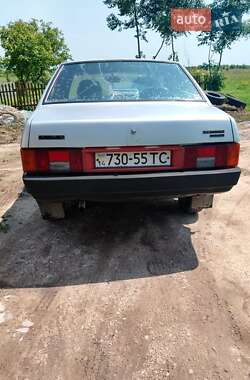 Седан ВАЗ / Lada 21099 2002 в Львове