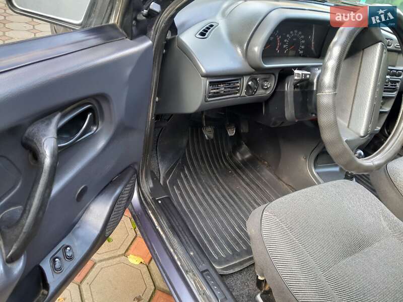 Седан ВАЗ / Lada 21099 2001 в Болграді