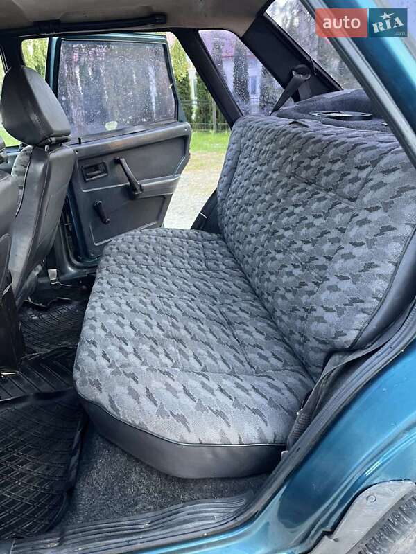 Седан ВАЗ / Lada 21099 2001 в Львове