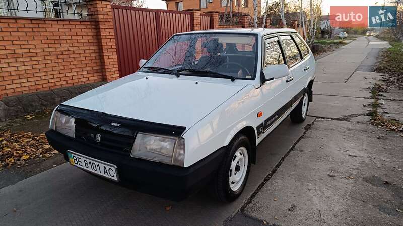 Седан ВАЗ / Lada 21099 2003 в Очакове фото 4 Седан ВАЗ / Lada 21099 2003 в Очакове