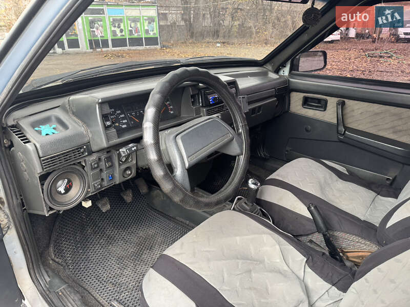 Седан ВАЗ / Lada 21099 2004 в Днепре фото 10 Седан ВАЗ / Lada 21099 2004 в Днепре