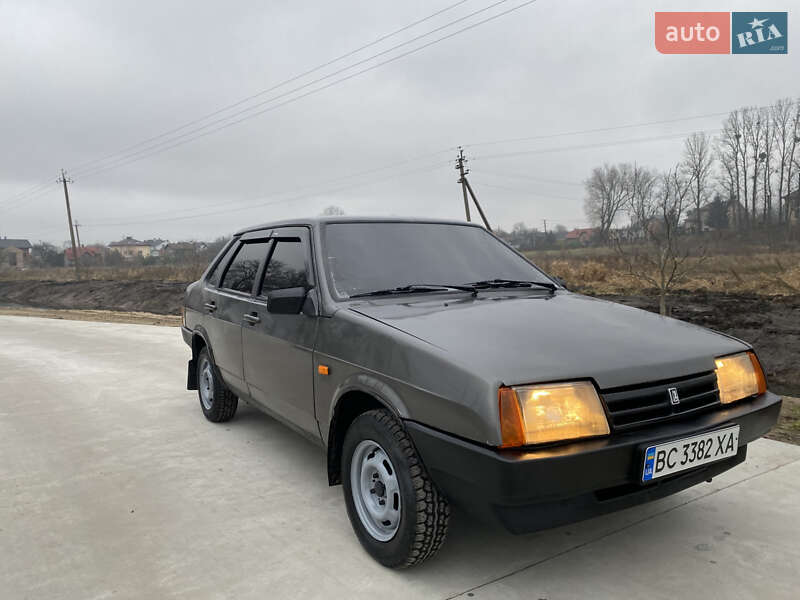 Седан ВАЗ / Lada 21099 2007 в Львові