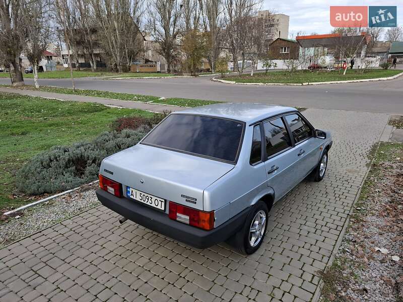 Седан ВАЗ / Lada 21099 1998 в Миколаєві фото 4 Седан ВАЗ / Lada 21099 1998 в Миколаєві