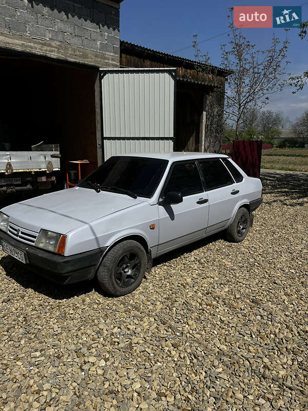 Седан ВАЗ / Lada 21099 1998 в Вижнице фото 4 Седан ВАЗ / Lada 21099 1998 в Вижнице