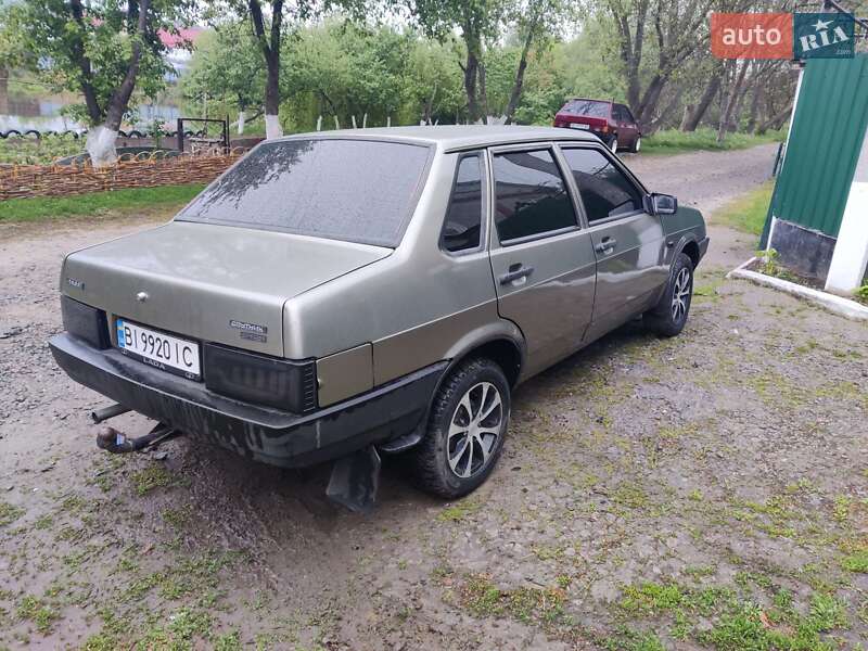 Седан ВАЗ / Lada 21099 2002 в Полтаве