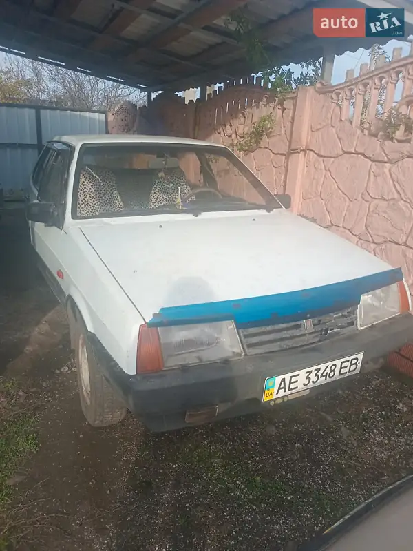 ВАЗ / Lada 21099