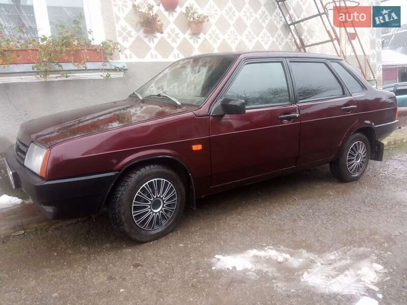 Седан ВАЗ / Lada 21099 2002 в Бучаче