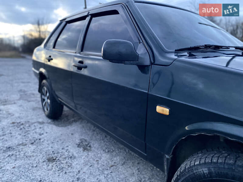 Седан ВАЗ / Lada 21099 2005 в Мирополі