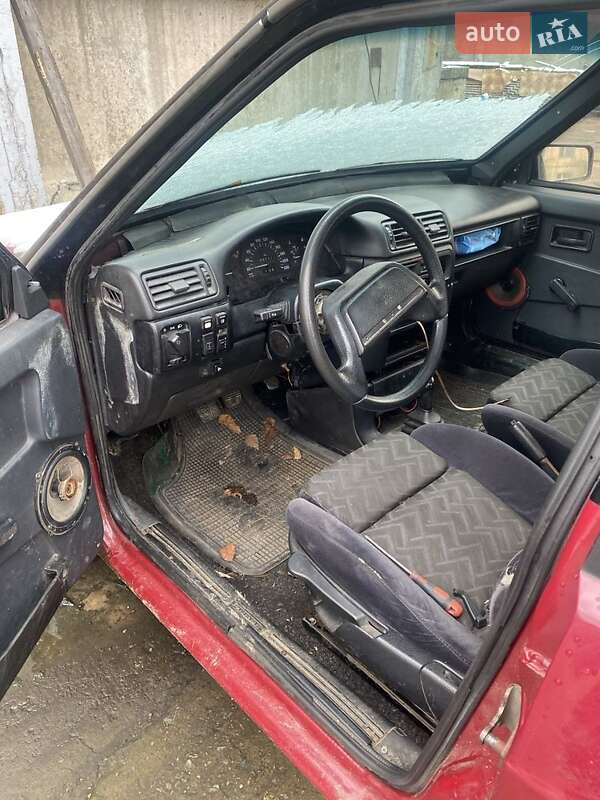 Седан ВАЗ / Lada 21099 1993 в Вараше