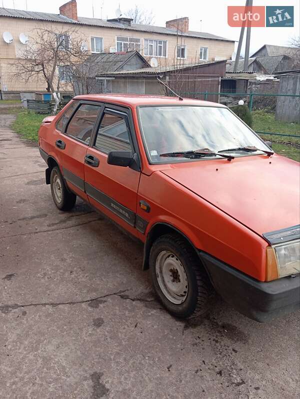 Седан ВАЗ / Lada 21099 1991 в Мені
