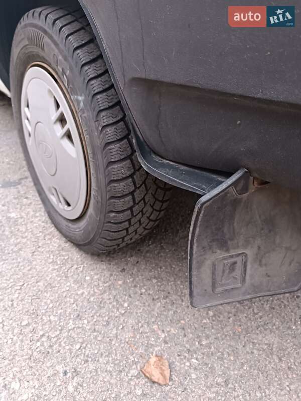 Седан ВАЗ / Lada 21099 2001 в Києві