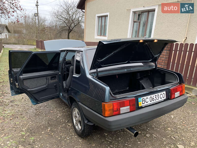 Седан ВАЗ / Lada 21099 2005 в Каменке-Бугской