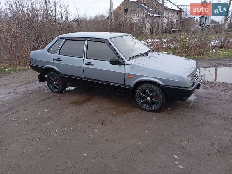 Седан ВАЗ / Lada 21099 2006 в Рудки