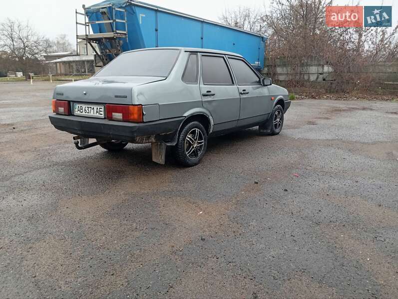 Седан ВАЗ / Lada 21099 2005 в Бершади