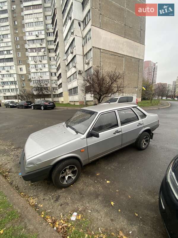 Седан ВАЗ / Lada 21099 2005 в Києві