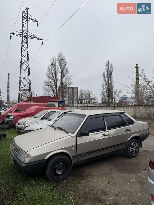 Седан ВАЗ / Lada 21099 1998 в Києві