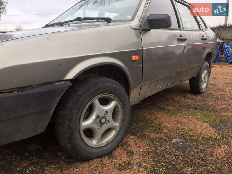 Седан ВАЗ / Lada 21099 2002 в Рожнятове