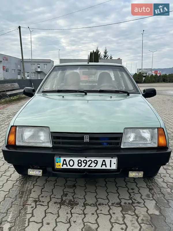 ВАЗ / Lada 21099