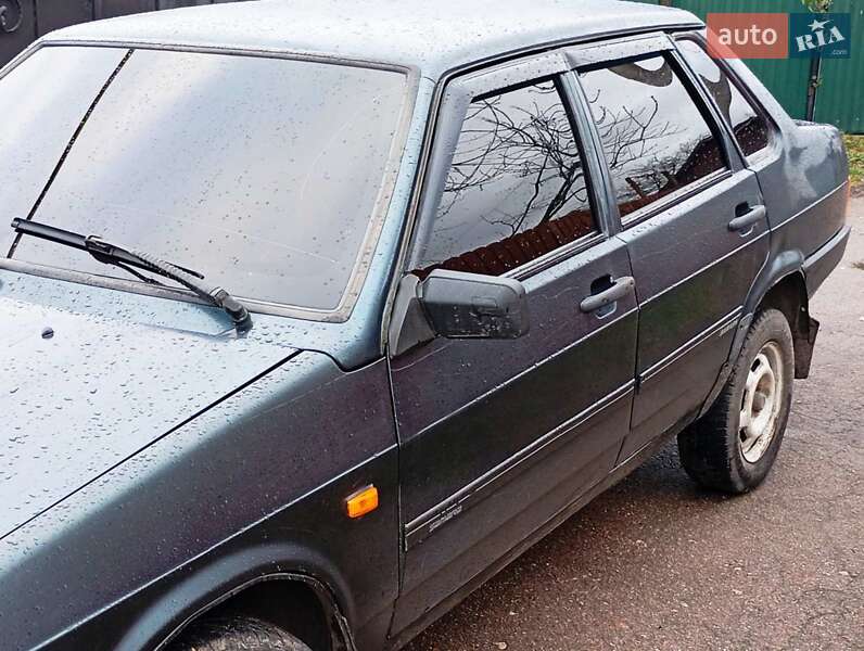 Седан ВАЗ / Lada 21099 2004 в Мирополе