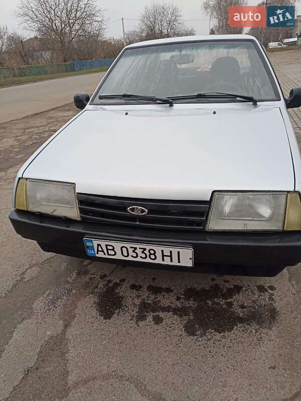 Седан ВАЗ / Lada 21099 2003 в Немирові