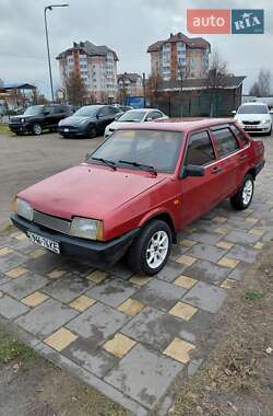 Седан ВАЗ 21099 1993 в Буче