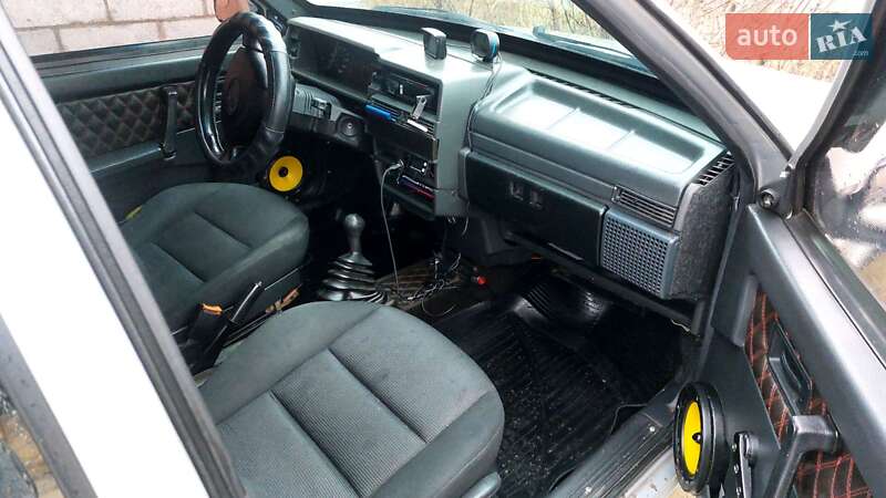 Седан ВАЗ / Lada 21099 2006 в Киеве фото 15 Седан ВАЗ / Lada 21099 2006 в Киеве