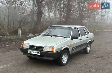 Седан ВАЗ 21099 2010 в Волочиске