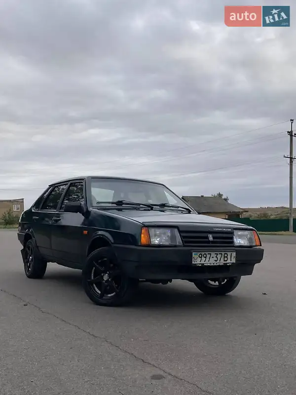 ВАЗ / Lada 21099
