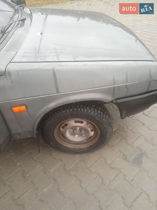 Седан ВАЗ / Lada 21099 1998 в Хотине фото 13 Седан ВАЗ / Lada 21099 1998 в Хотине