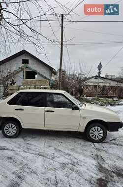 Седан ВАЗ 21099 1996 в Умані