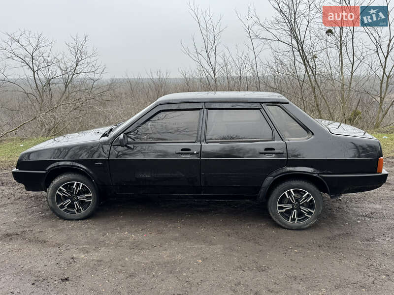 Седан ВАЗ / Lada 21099 2008 в Чугуєві