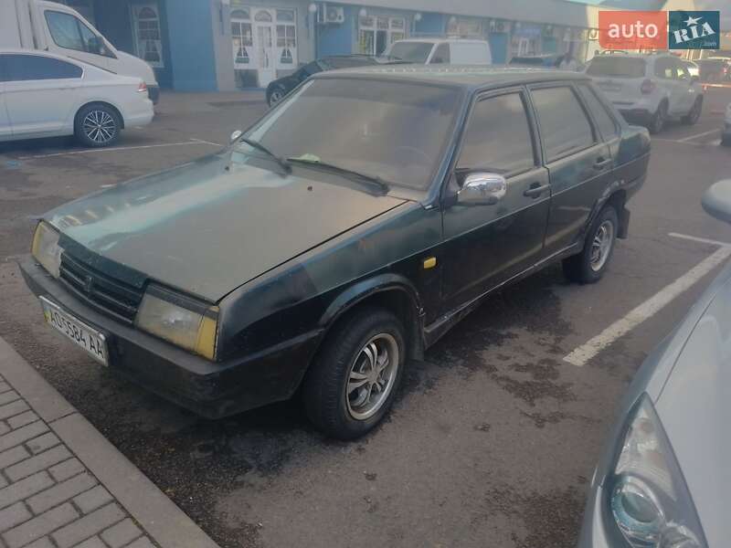 Седан ВАЗ / Lada 21099 2005 в Мукачево