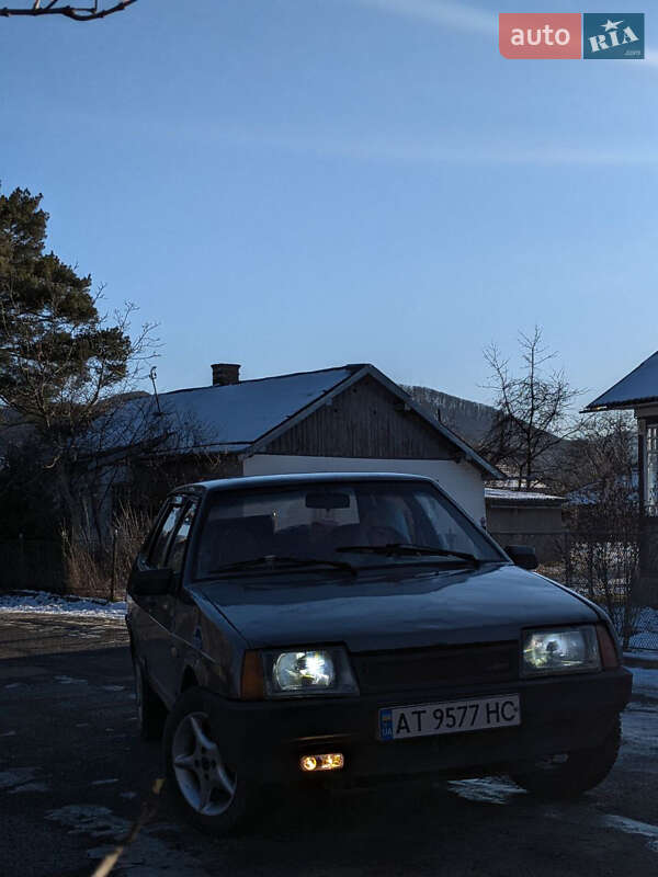 Седан ВАЗ / Lada 21099 1992 в Косове