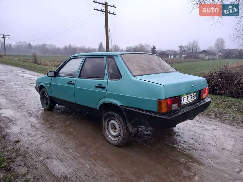 Седан ВАЗ / Lada 21099 1993 в Калуше