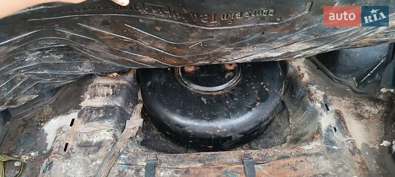 Седан ВАЗ / Lada 21099 2001 в Остроге