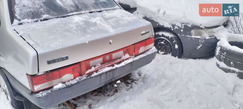 Седан ВАЗ / Lada 21099 2005 в Дмитровке