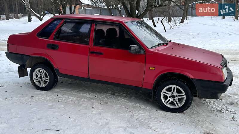 Седан ВАЗ / Lada 21099 1991 в Сумах
