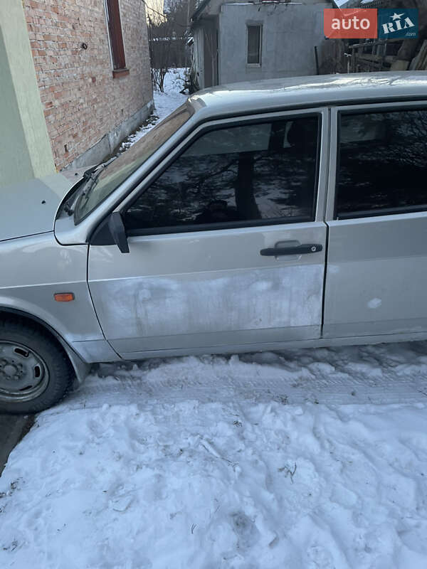 Седан ВАЗ / Lada 21099 2005 в Львове