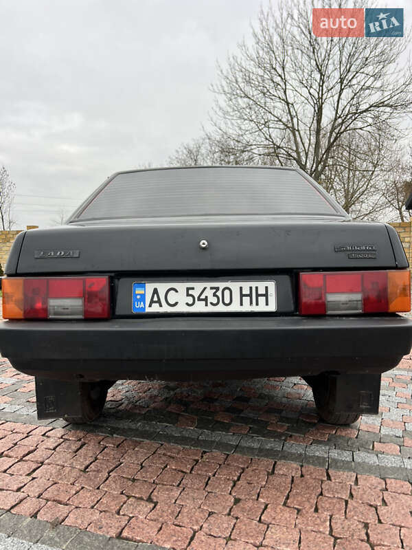 Седан ВАЗ / Lada 21099 2005 в Нововолынске