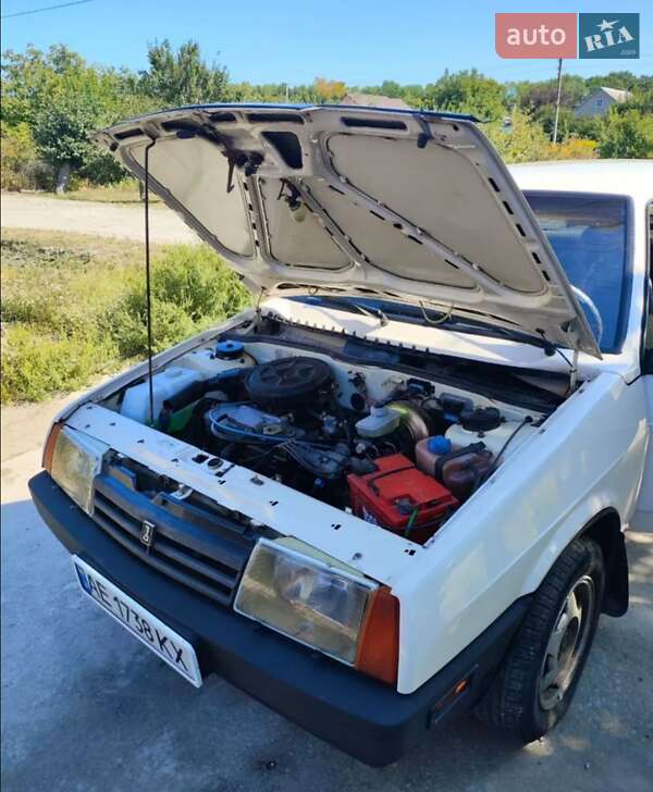 Седан ВАЗ / Lada 21099 1993 в Днепре