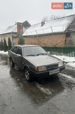 Седан ВАЗ 21099 2001 в Гайсине