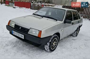 Седан ВАЗ 21099 2011 в Берегово