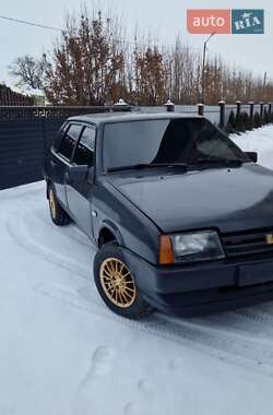 Седан ВАЗ 21099 2008 в Долине