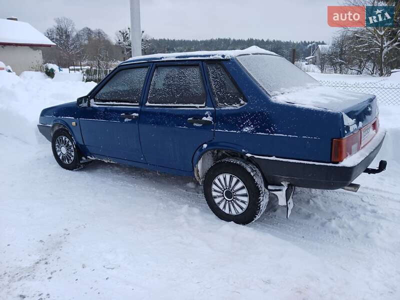 Седан ВАЗ / Lada 21099 2003 в Золочеве