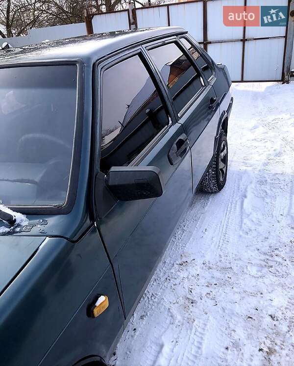 Седан ВАЗ / Lada 21099 2005 в Богодухове