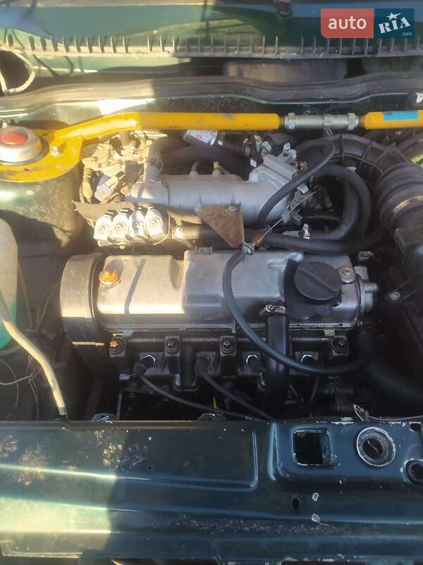 Седан ВАЗ / Lada 21099 2002 в Кегичевке